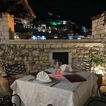 Boutique Hotel Muzaka Berat Exteriör bild